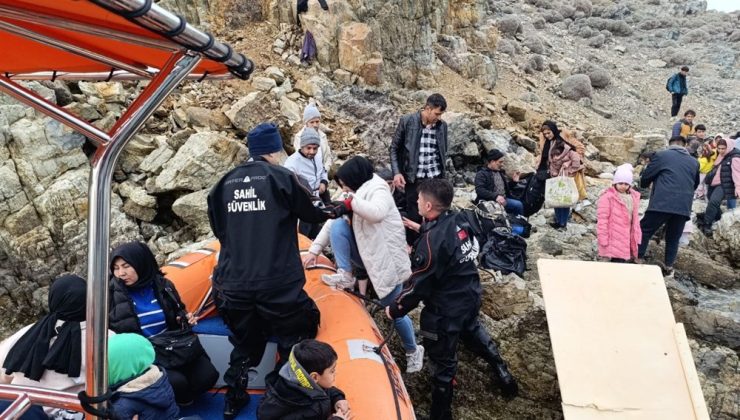 Ayvalık açıklarında adada mahsur kalan 11’i çocuk 39 düzensiz göçmen kurtarıldı