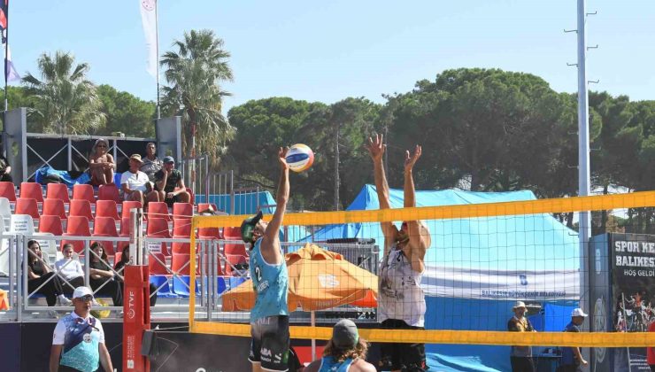 Balıkesir sahillerinde, plaj voleybolu rüzgârı esecek