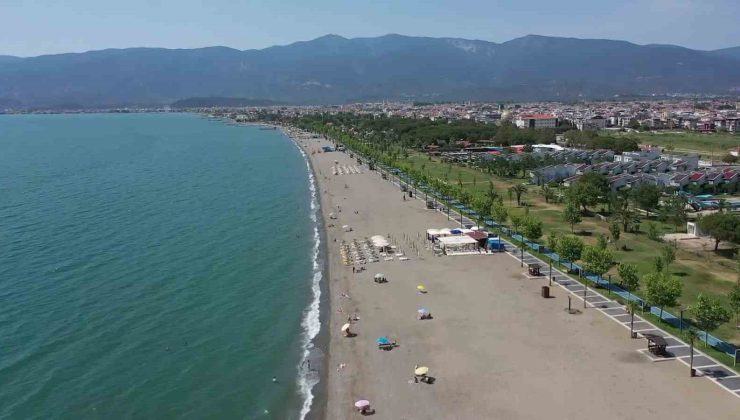 Balıkesir’de mavi bayraklı plajlar 9 günlük bayram ve yaz tatiline hazırlanıyor