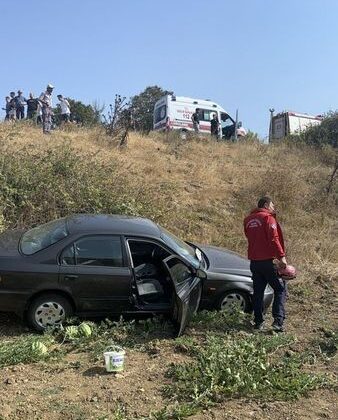 Kontrolden çıkan otomobil tarlaya uçtu: 1 yaralı